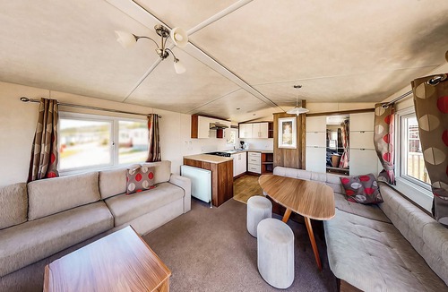 Perranporth House | Well presented 12ft-wide caravan with one double and two twin.