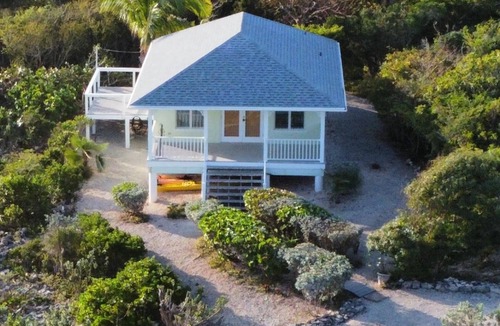 Clarence Town Cottage | Whistling Duck: Private Oceanfront Cottage