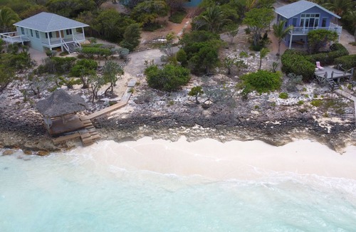 Clarence Town Cottage | Whistling Duck: Private Oceanfront Cottage