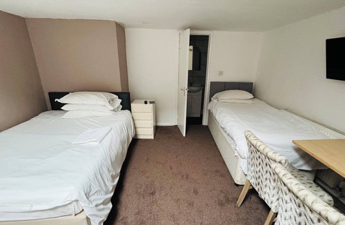 Cambridge Bed & Breakfast | White House lodge