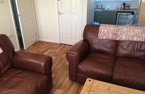 Widemouth Bay Ski Chalet | Widemouth Waves Holiday Chalet