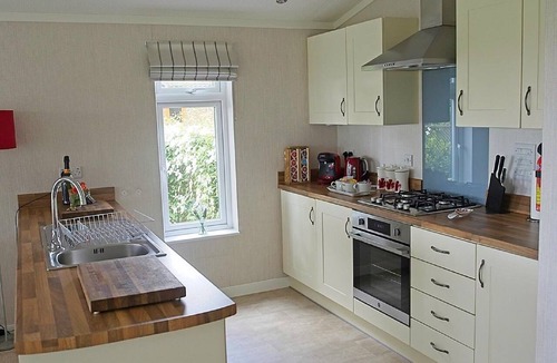 Ryther Apartment | Wildflower Lodge - Luxury Lodge with Hot Tub