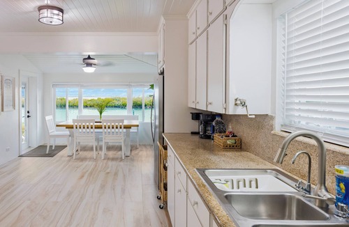 Spanish Wells House | Willie By The Sea/Luxury Waterfront/3 King Suites/Newly Renovated/3.5 Bath