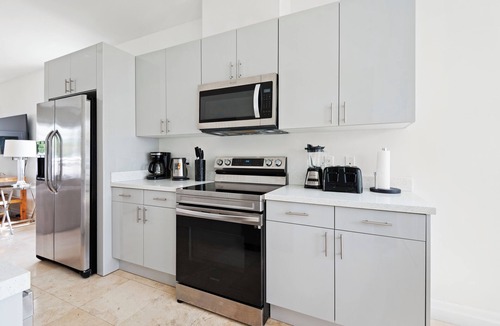 Nassau House | Wonderful townhome in Palm Cay, Nassau - 3 bedrooms available.