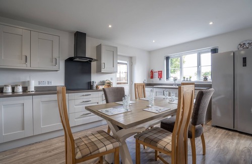 Scratby House | Woodpecker Lodge | East Ruston Cottages