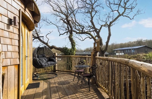 Ryde Cottage | Woodside Bay Treehouse