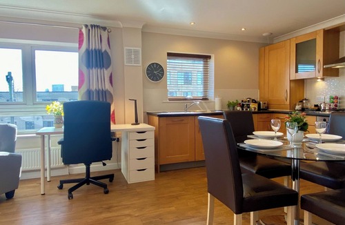 Cambridge Apartment | Your Space Apartments - Market Rise