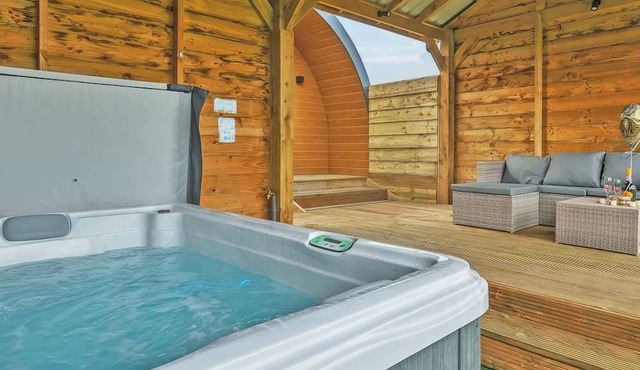 0 bedroom accommodation in Pershore