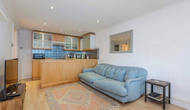 1-Bed Apartment - Wimbledon Park