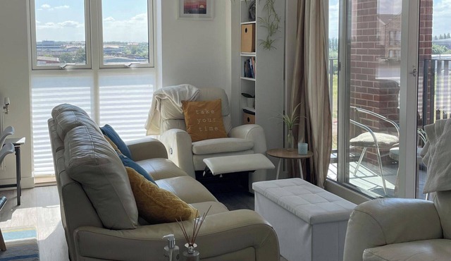 1 Bed - Sleeps 4 - Parking, Pets, Wifi