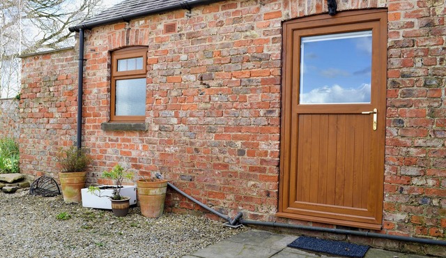 1 bedroom accommodation in Warthill near York