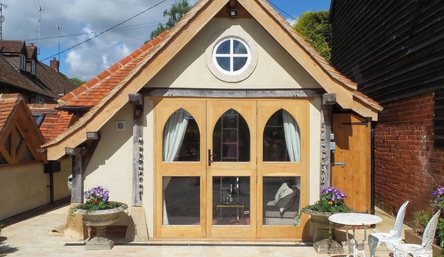 1 bedroom accommodation in Turville, near Henley-on-Thames