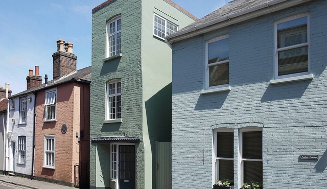 1 bedroom accommodation in Lymington