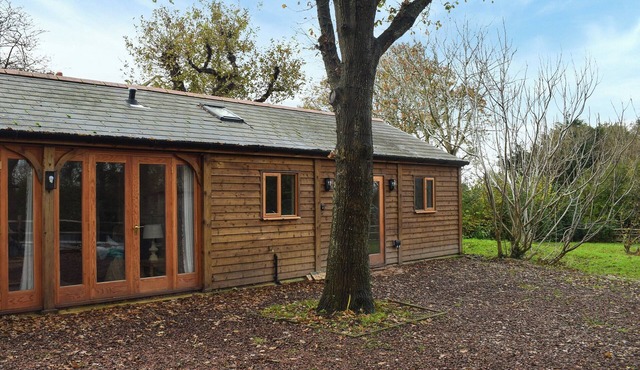1 bedroom accommodation in Hankham, near Pevensey