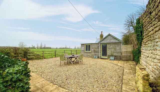 1 bedroom accommodation in Purton