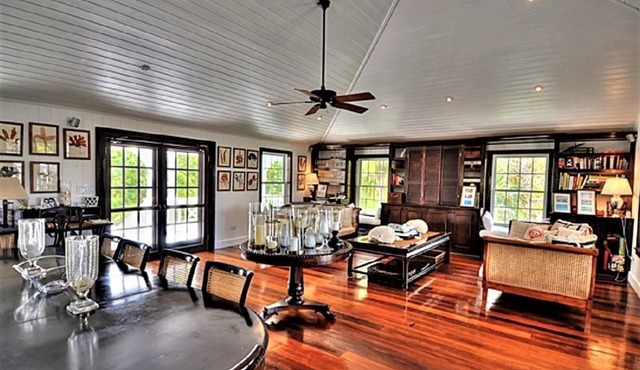 10-Acre Beachfront Estate w/Htd Pool, Tennis & Pickleball Crt, Walk to Tippys
