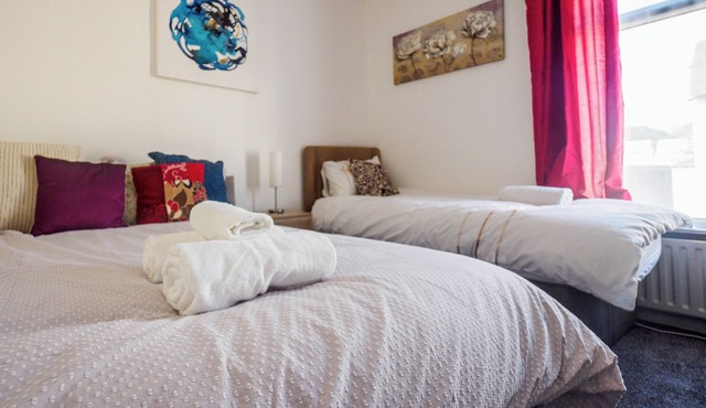 12 Cornwallis Lodge Family Room 2