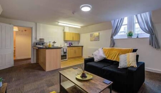 1Bed - Contractor-Friendly Apartment