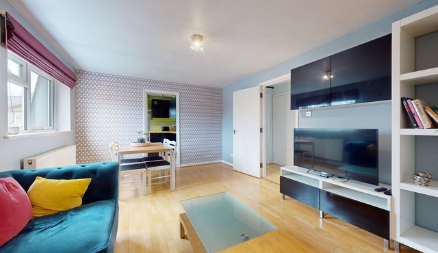 1BR Flat Near Isleworth Station & Syon House