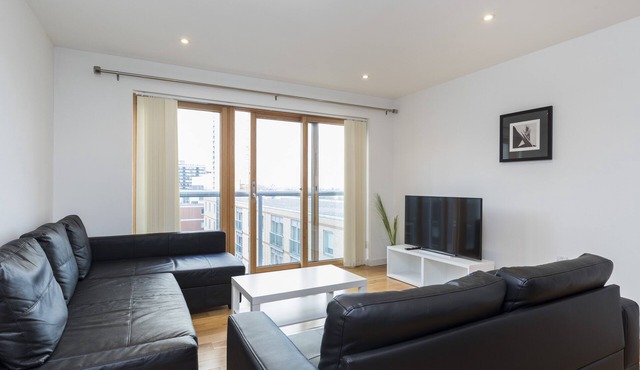 2 Bed | 2 bath | 3 min from East Croydon Station