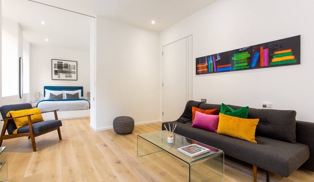 2 Bed 2 Bath Apartment Off Regent Street