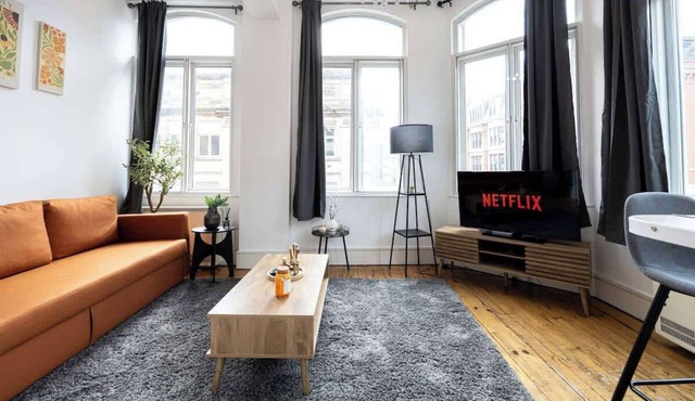 2 Bed City Centre Flat | Sleeps 6