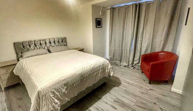 2 bed (ensuite) garden apartment gated, close to Langley, Heathrow , Windsor