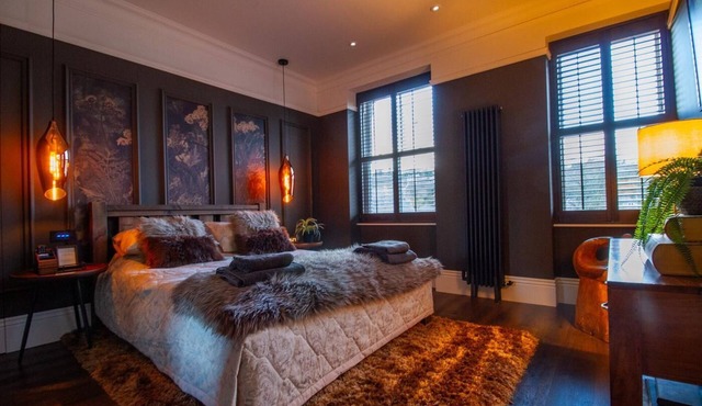2 Bed in Holmfirth (oc-f33379)
