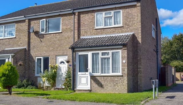 2 bedroom accommodation in Hopton-on-Sea, near Great Yarmouth