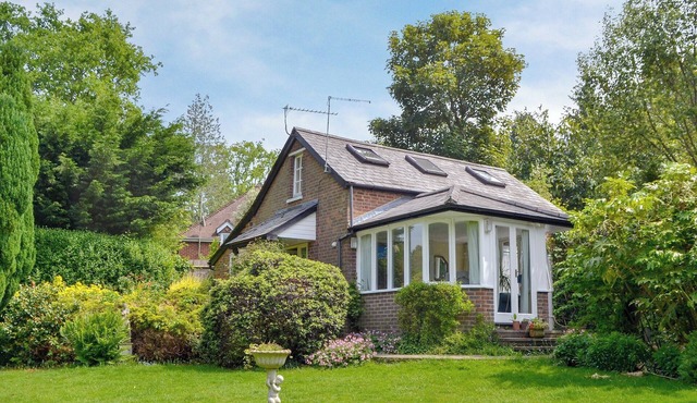 2 bedroom accommodation in Chilworth, near Southampton
