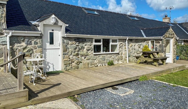 2 bedroom accommodation in Aberdaron