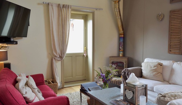 2 bedroom accommodation in Wrenbury, near Nantwich