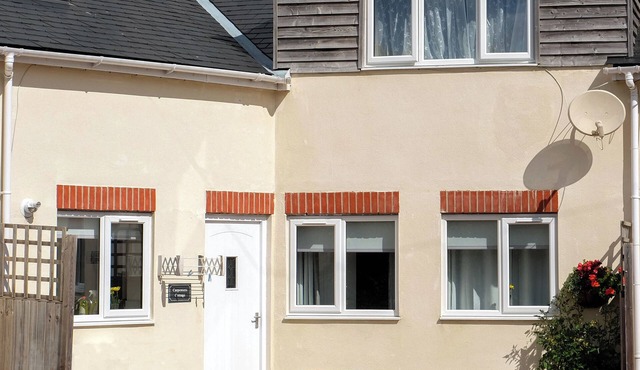 2 bedroom accommodation in Weymouth