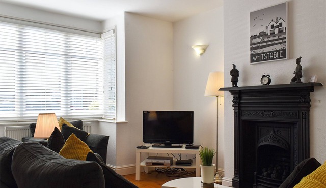 2 bedroom accommodation in Whistable