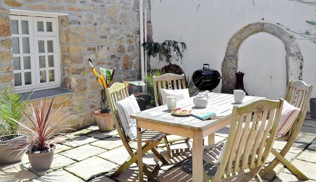 2 bedroom accommodation in Mousehole, Penzance