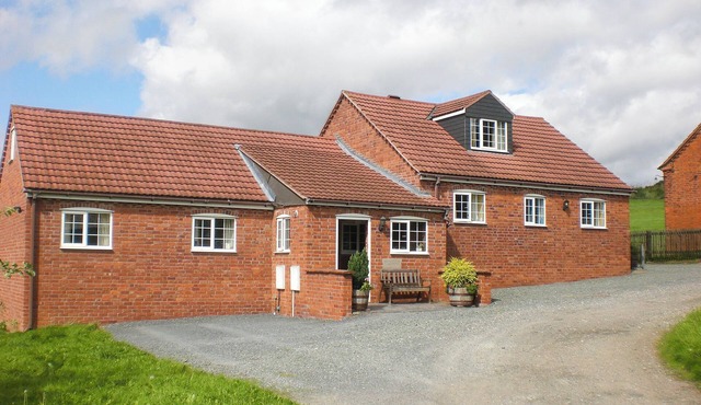 2 bedroom accommodation in Ledbury