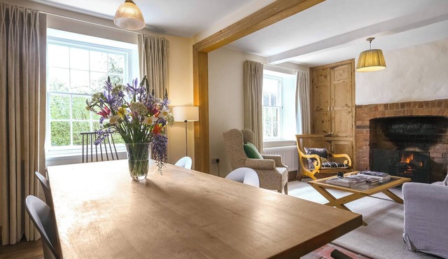 2 bedroom accommodation in Ludlow