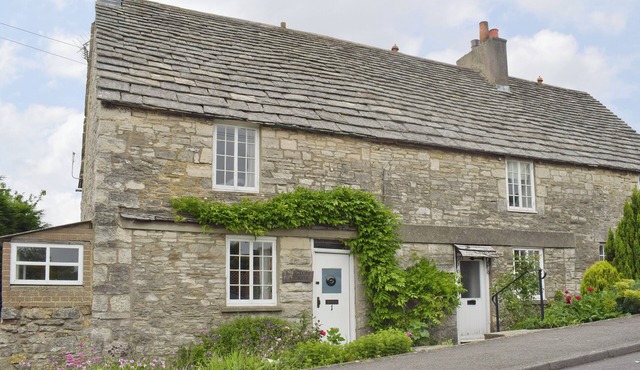 2 bedroom accommodation in Swanage