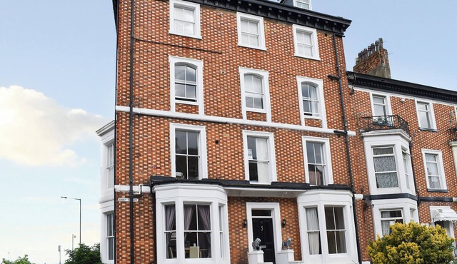 2 bedroom accommodation in Whitby