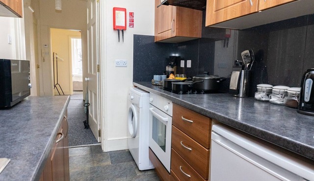 2 Bedroom Modern Central apartment with FREE Netflix