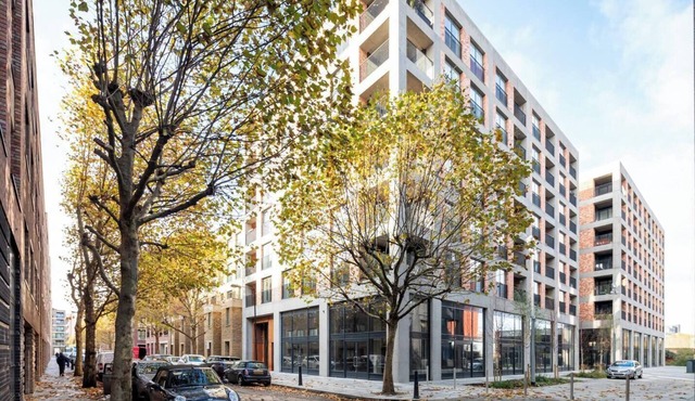 2 mins walk from UCL campus & London stadium