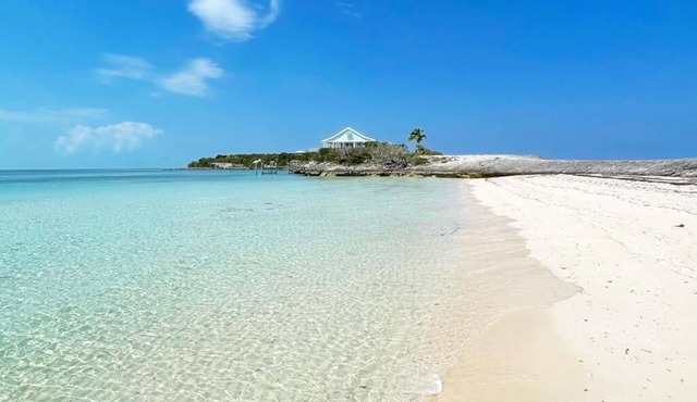 2 Minute walk to a stunning beach on the Atlantic ocean