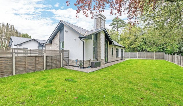 2LM - Family and Pet Friendly country side getaway - With hot tub