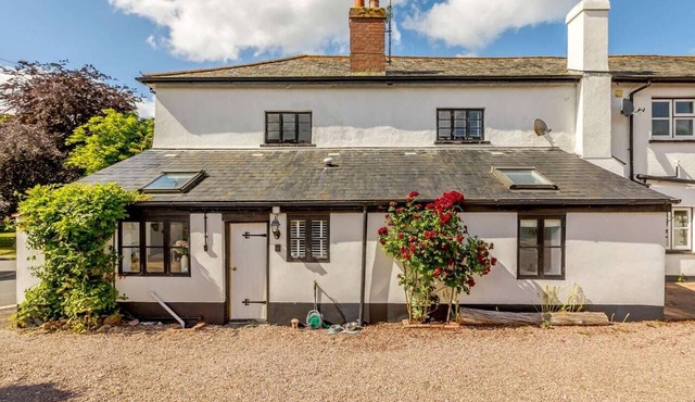 3 Bed in Budleigh Salterton (oc-88004)