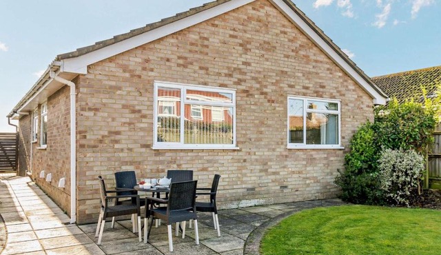 3 Bed in Christchurch oc-93459