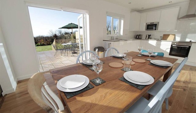 3 Bed in Gower (oc-hh2105)
