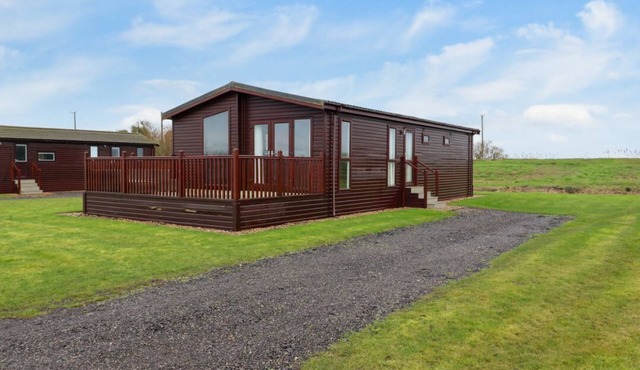 3 bed lodge, Ramsey, sleeps 6.