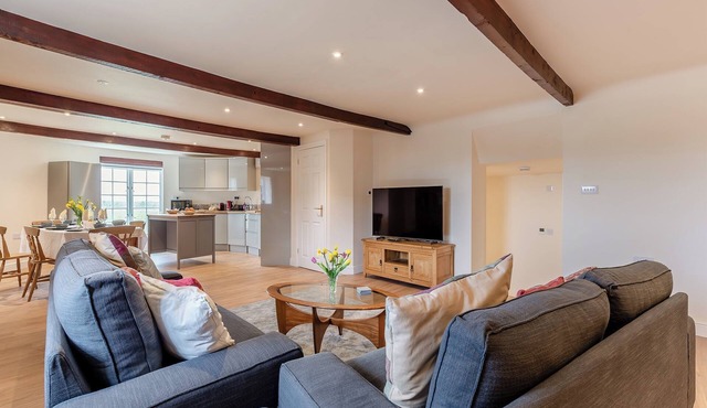 3 bedroom accommodation in Preston, near Canterbury