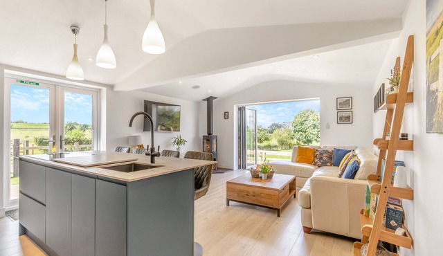 3 bedroom accommodation in Wetley Rocks, near Leek
