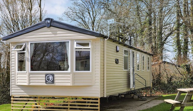 3 bedroom accommodation in Tavistock